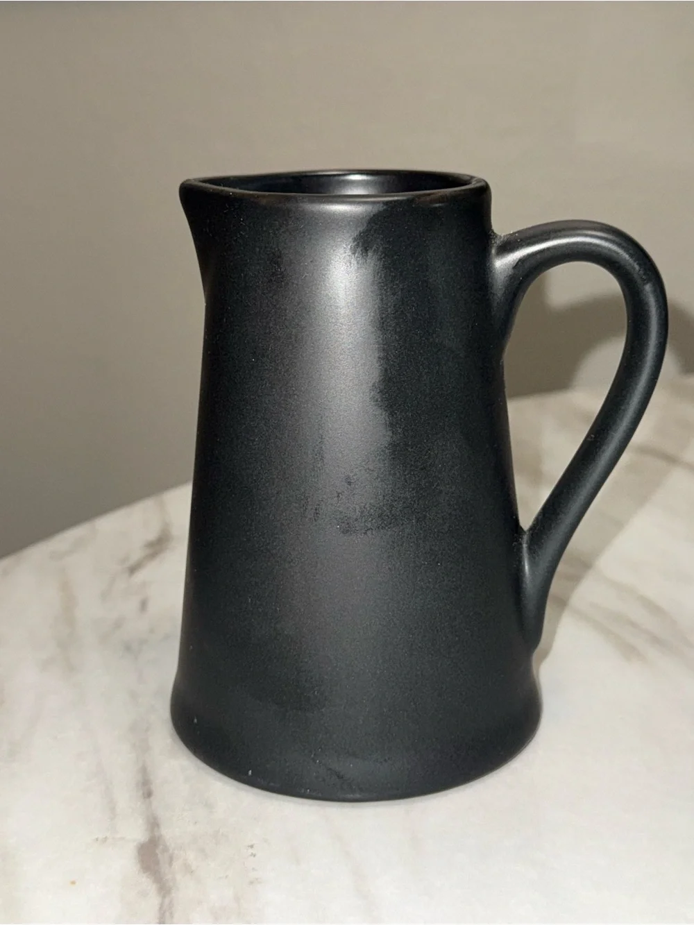 Robert Stanley Black Matte Ceramic Pitcher 14 oz Microwave Safe Solid Shield
